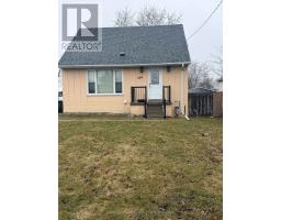 39 CHALFONT ROAD, Toronto, Ontario