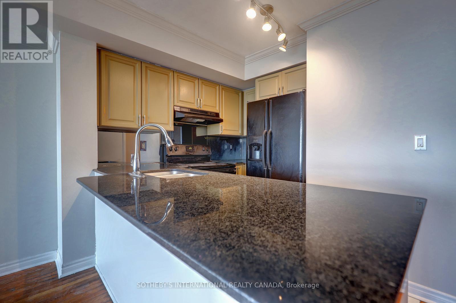 2001 - 1 Elm Drive, Mississauga, Ontario  L5B 3C2 - Photo 14 - W12903850