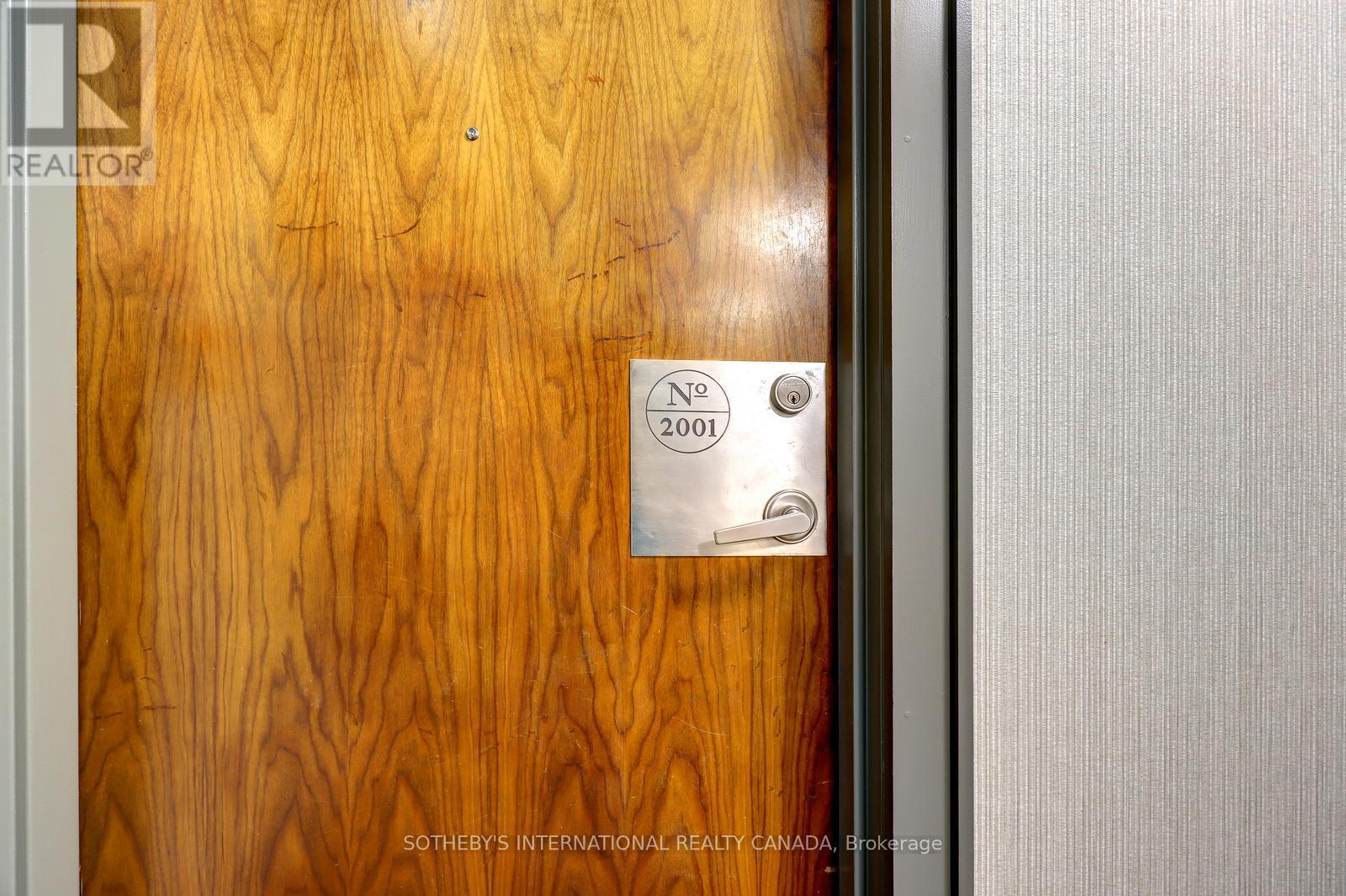 2001 - 1 Elm Drive, Mississauga, Ontario  L5B 3C2 - Photo 2 - W12903850