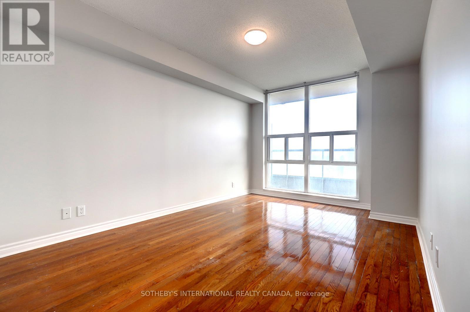 2001 - 1 Elm Drive, Mississauga, Ontario  L5B 3C2 - Photo 20 - W12903850