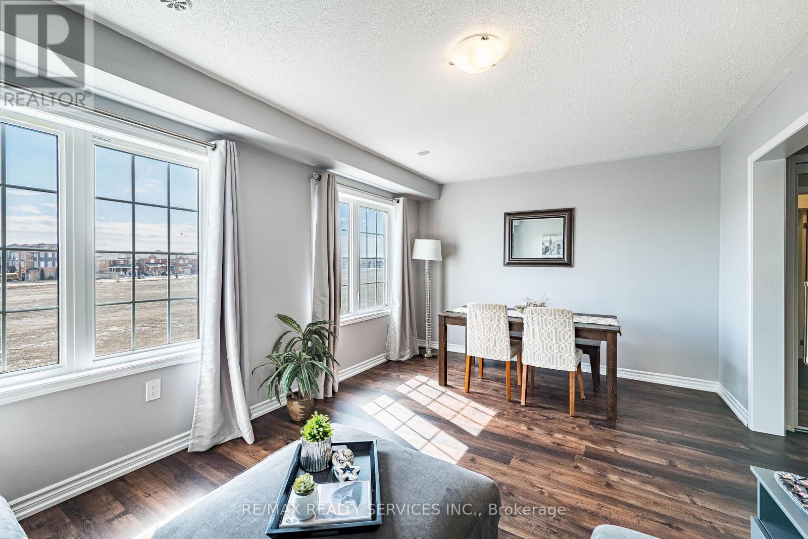 44 Bannister Crescent, Brampton, Ontario  L7A 4H3 - Photo 13 - W12903898