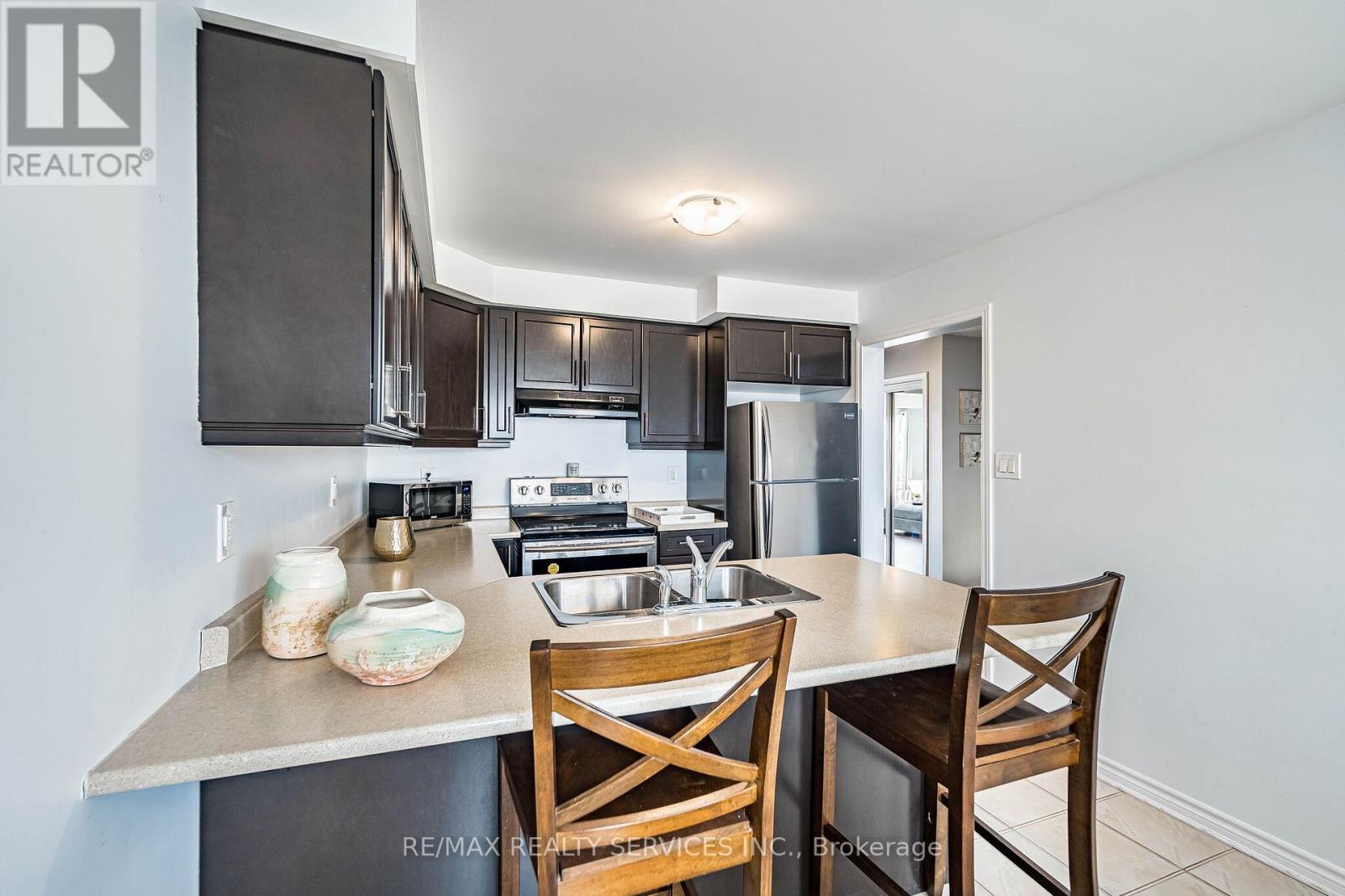 44 Bannister Crescent, Brampton, Ontario  L7A 4H3 - Photo 18 - W12903898