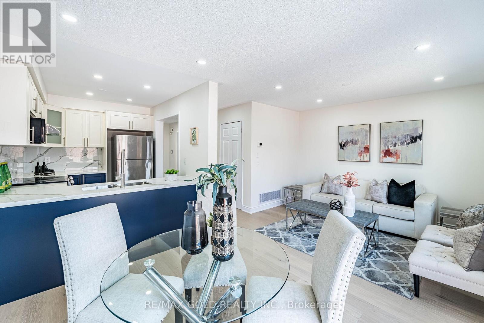 110 Sandyshores Drive, Brampton, Ontario  L6R 2M3 - Photo 13 - W12903900