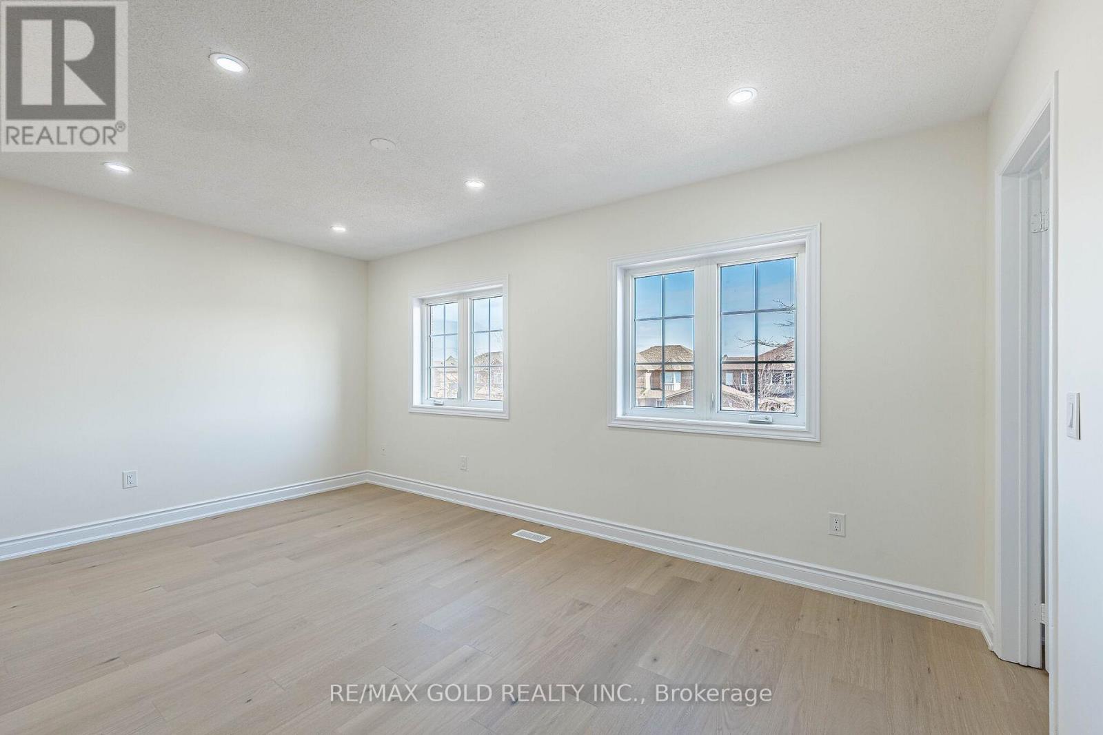 110 Sandyshores Drive, Brampton, Ontario  L6R 2M3 - Photo 22 - W12903900