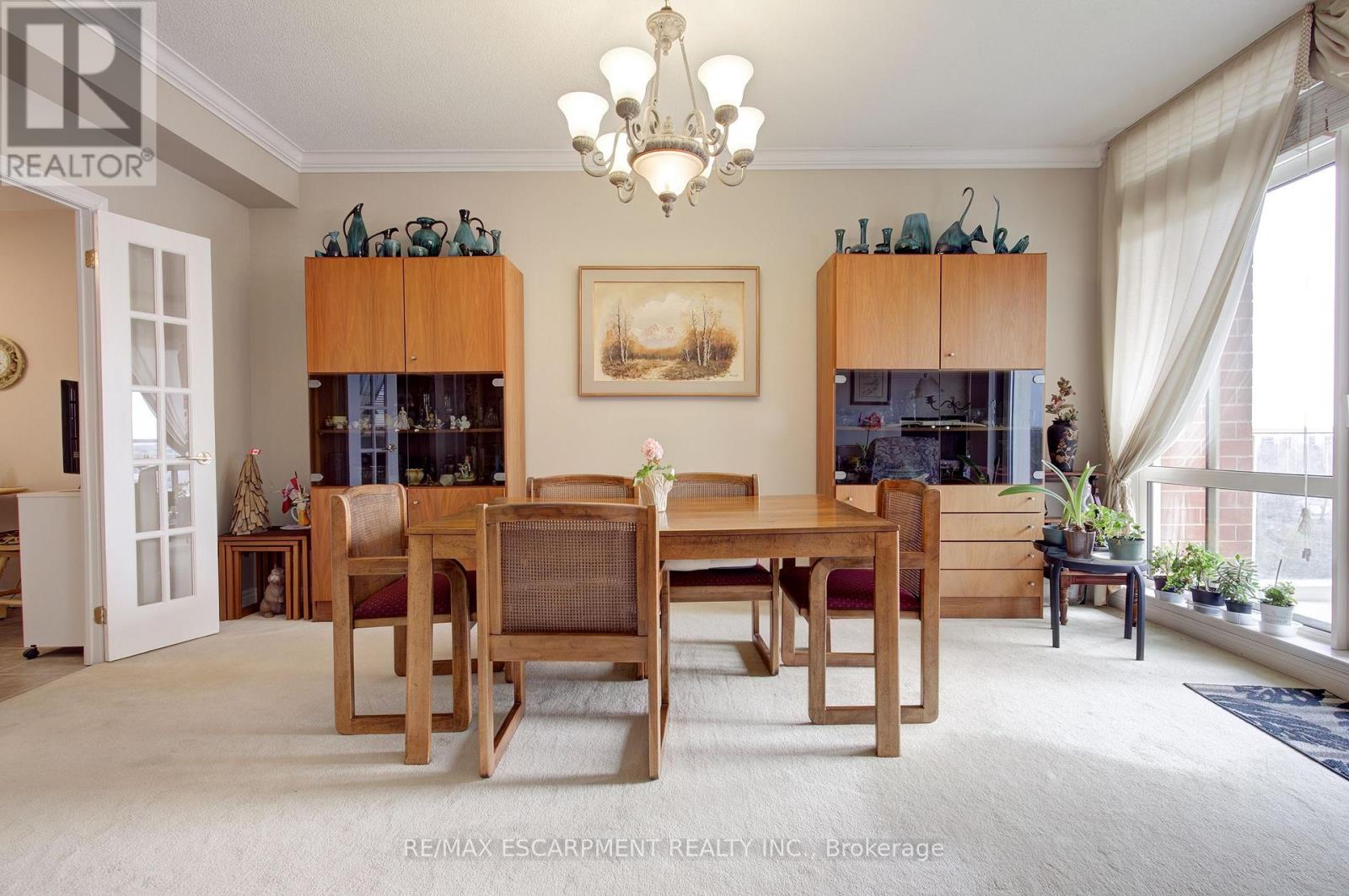 705 - 50 Old Mill Road, Oakville, Ontario  L6J 7W1 - Photo 25 - W12903908