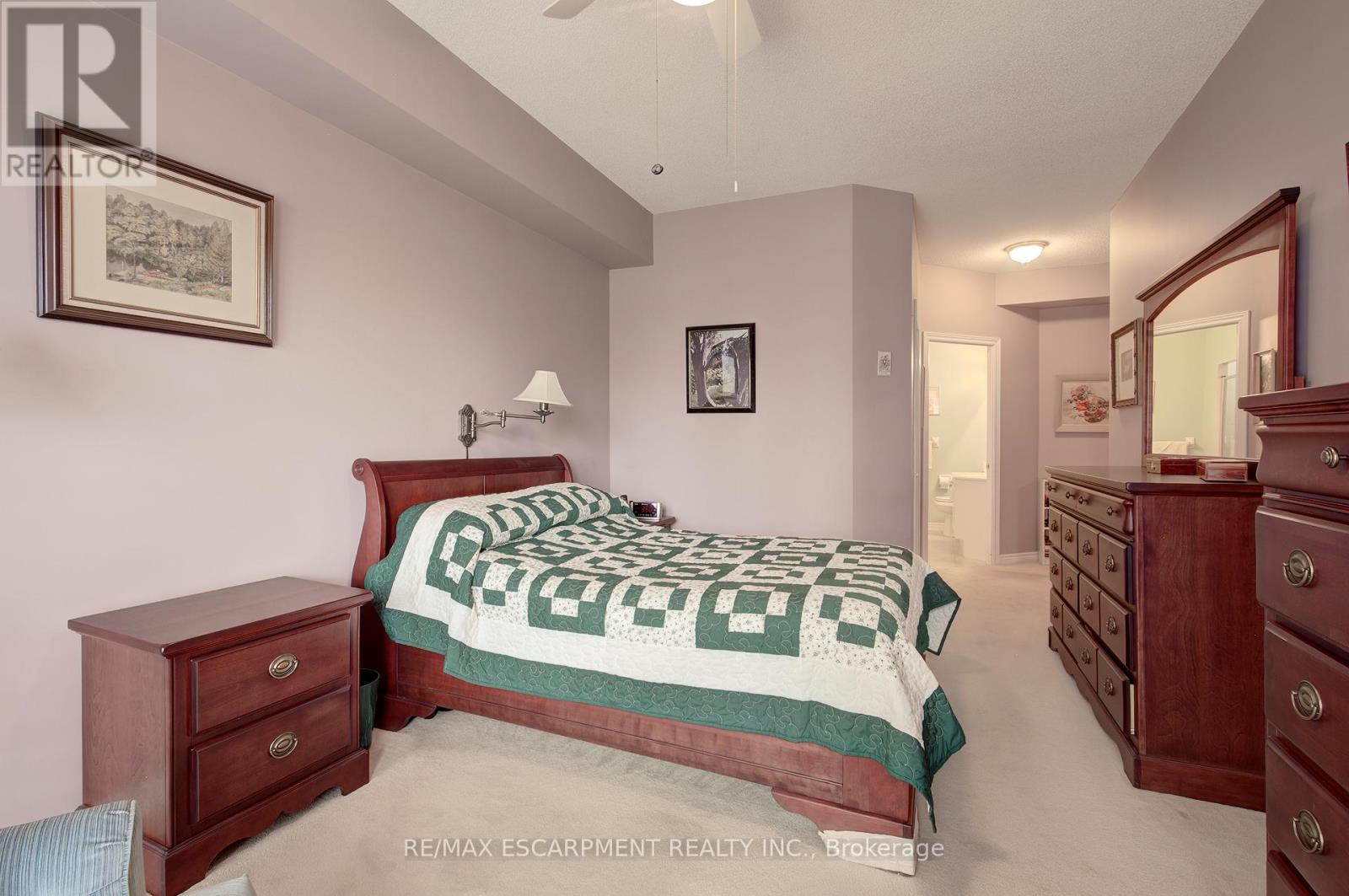 705 - 50 Old Mill Road, Oakville, Ontario  L6J 7W1 - Photo 33 - W12903908