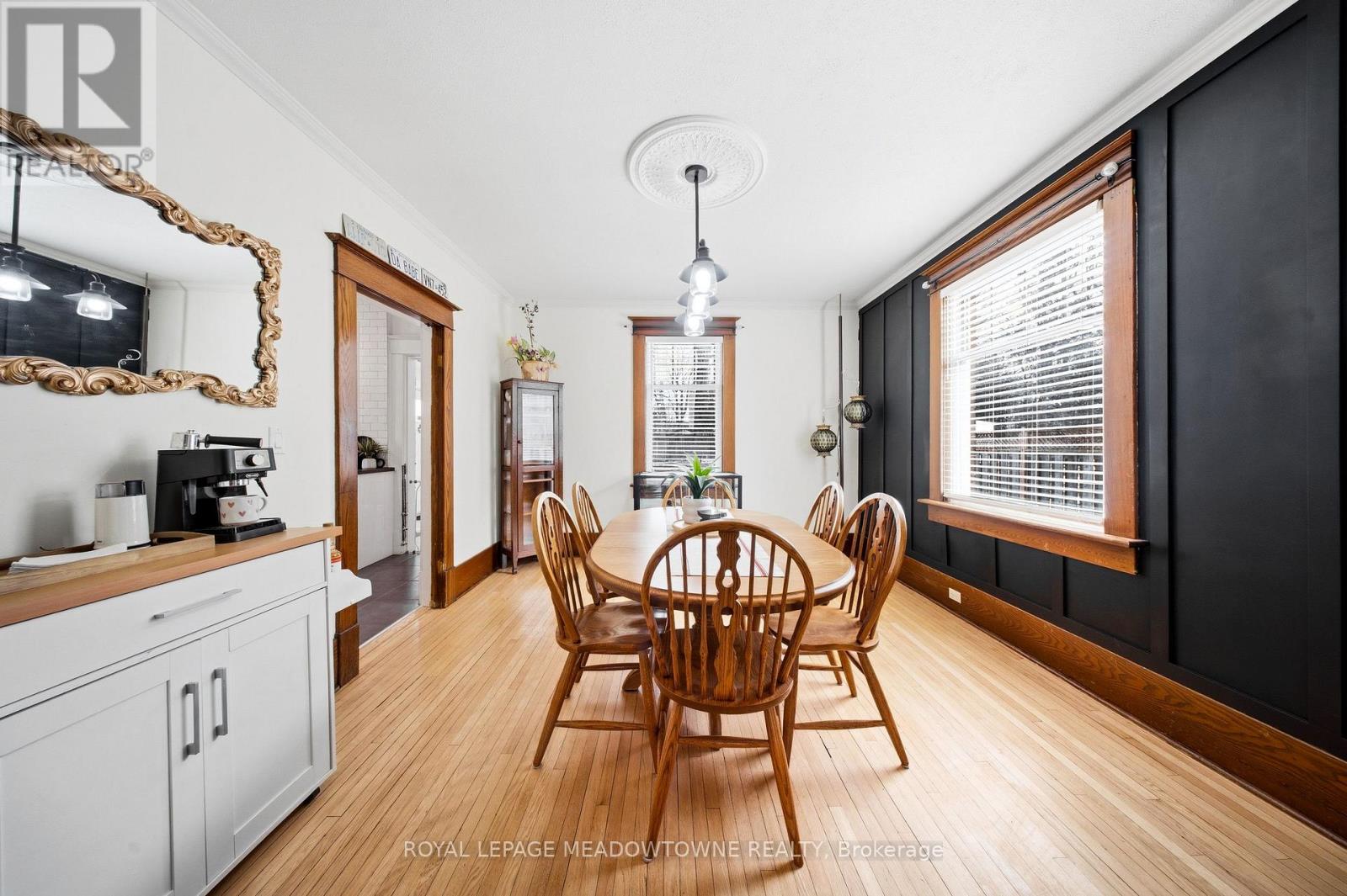 43 Frederick Street, Halton Hills, Ontario  L7J 2B9 - Photo 14 - W12904000