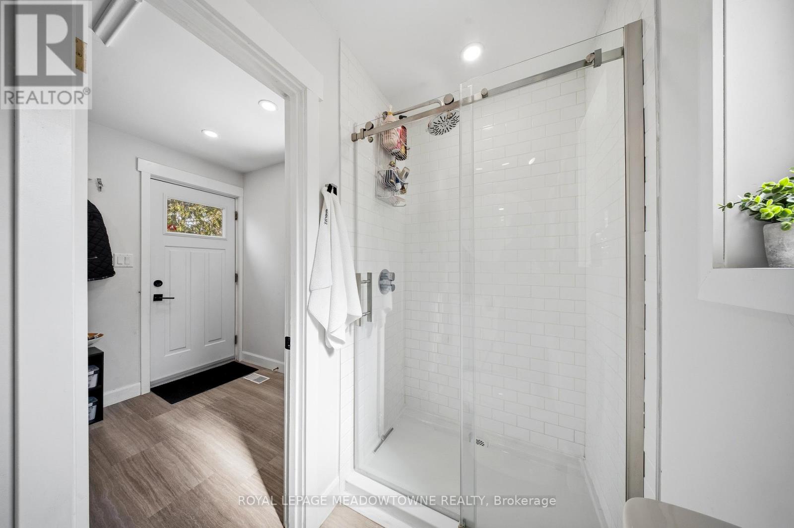 43 Frederick Street, Halton Hills, Ontario  L7J 2B9 - Photo 21 - W12904000