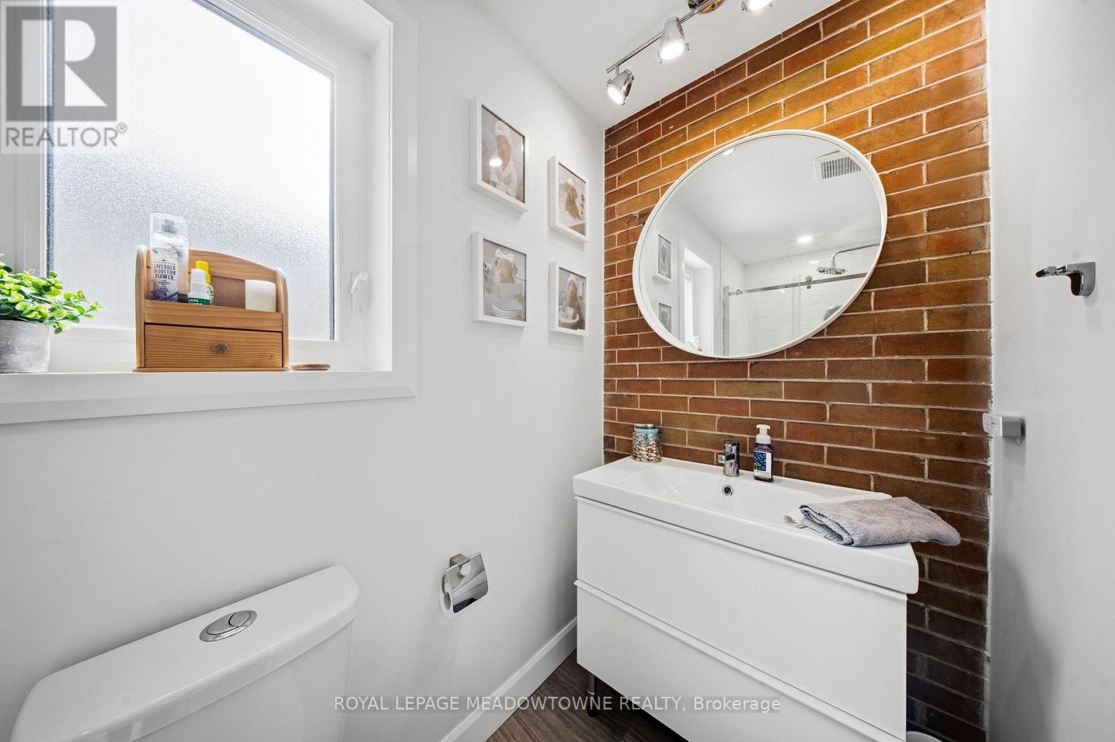 43 Frederick Street, Halton Hills, Ontario  L7J 2B9 - Photo 22 - W12904000