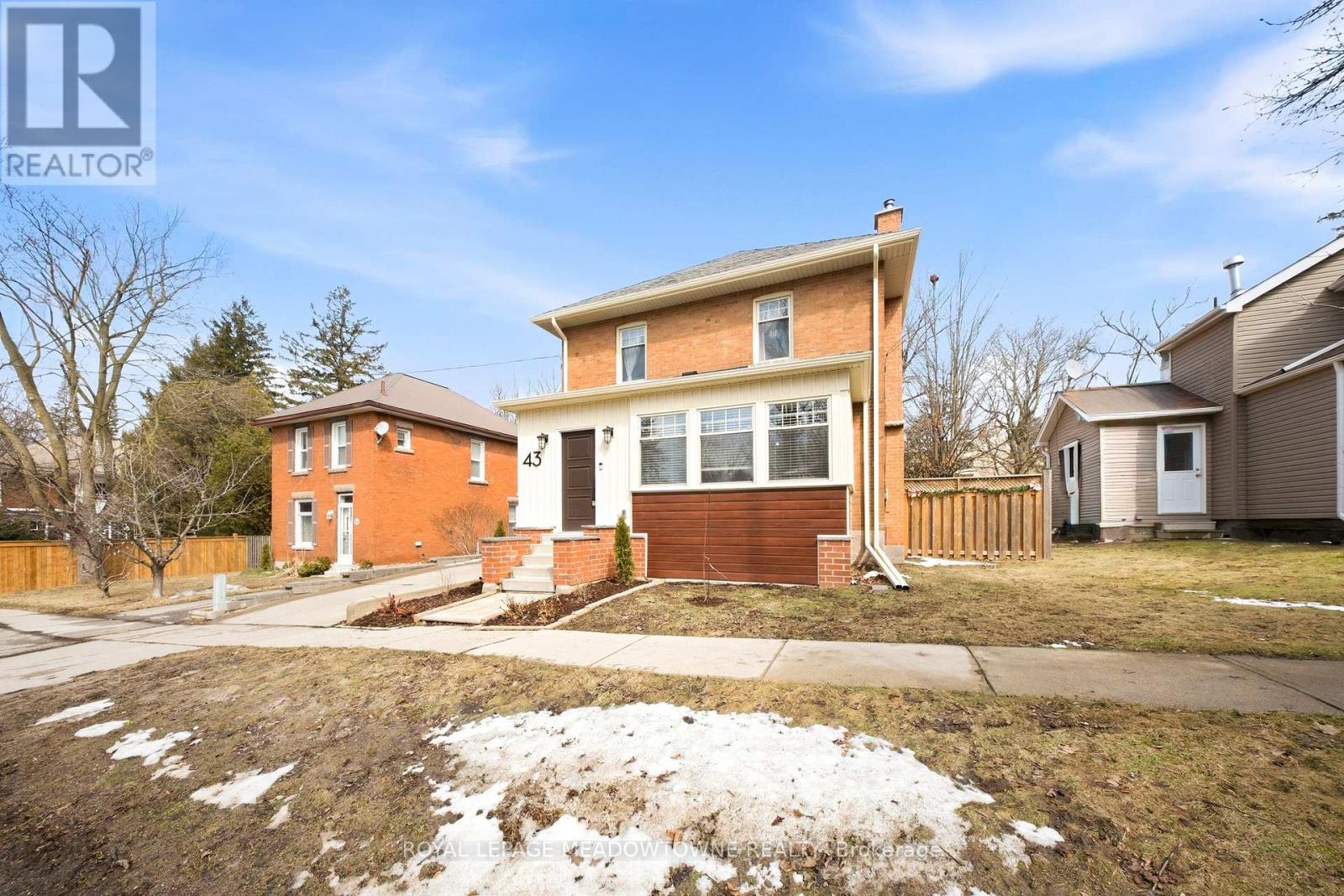 43 Frederick Street, Halton Hills, Ontario  L7J 2B9 - Photo 5 - W12904000