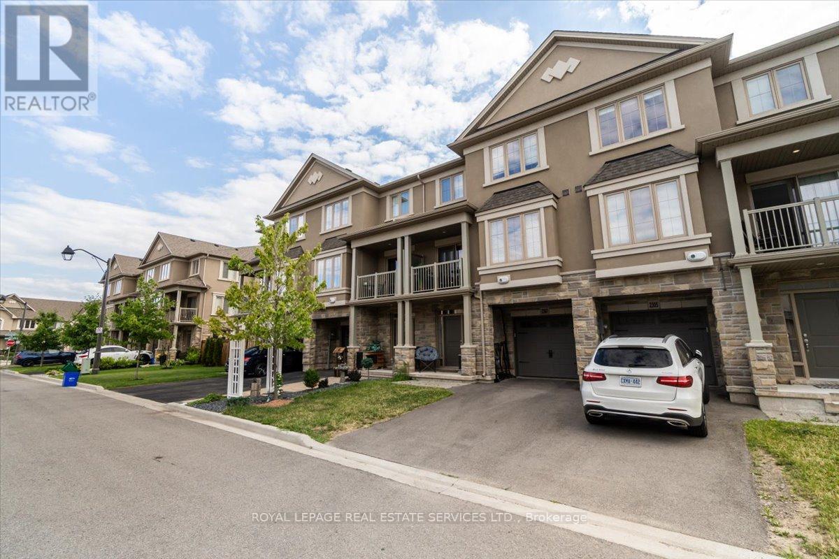 2307 Natasha Circle, Oakville, Ontario  L6M 1P2 - Photo 22 - W12904012