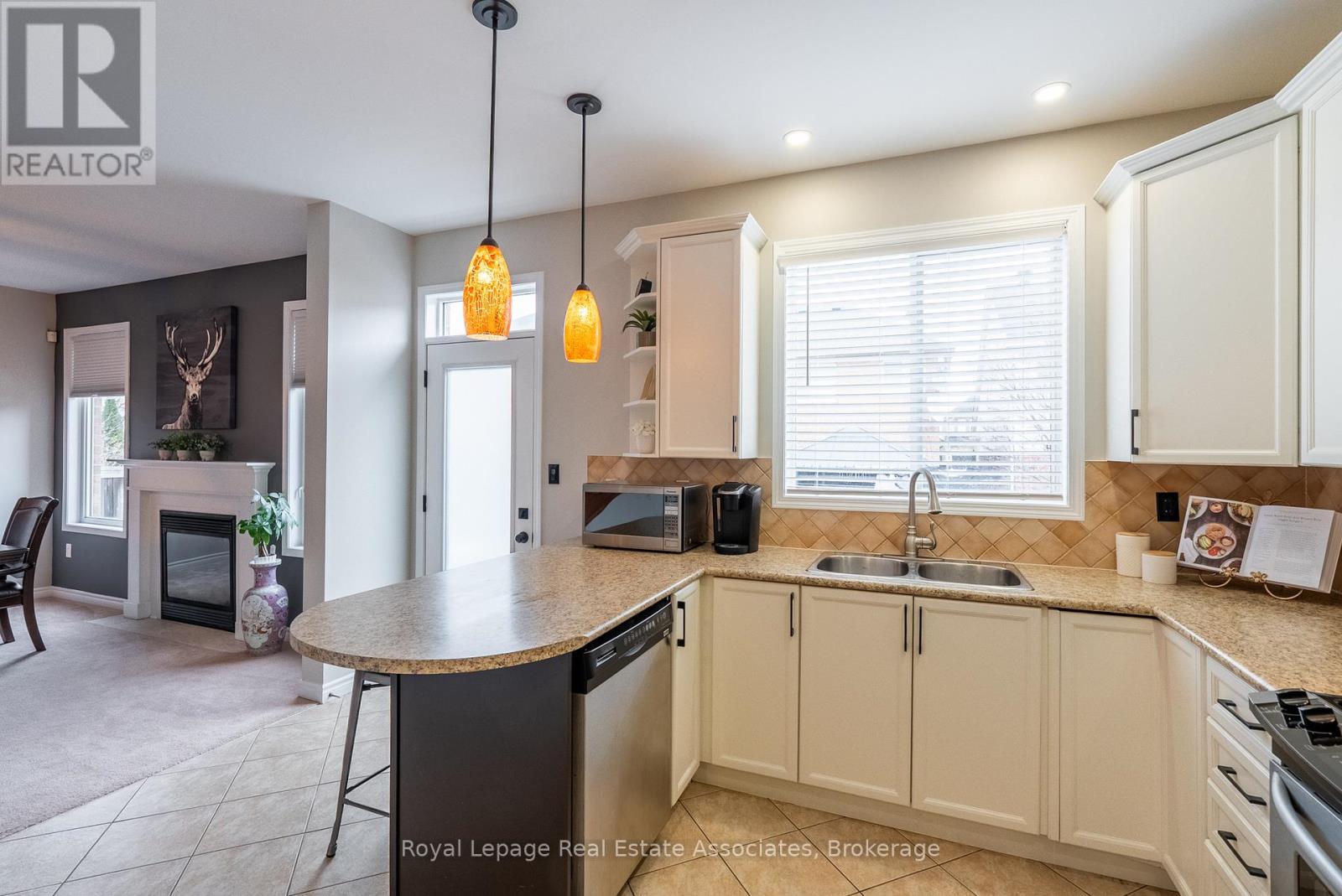 46 Dehaviland Crescent, Brampton, Ontario  L6X 0M9 - Photo 18 - W12904024