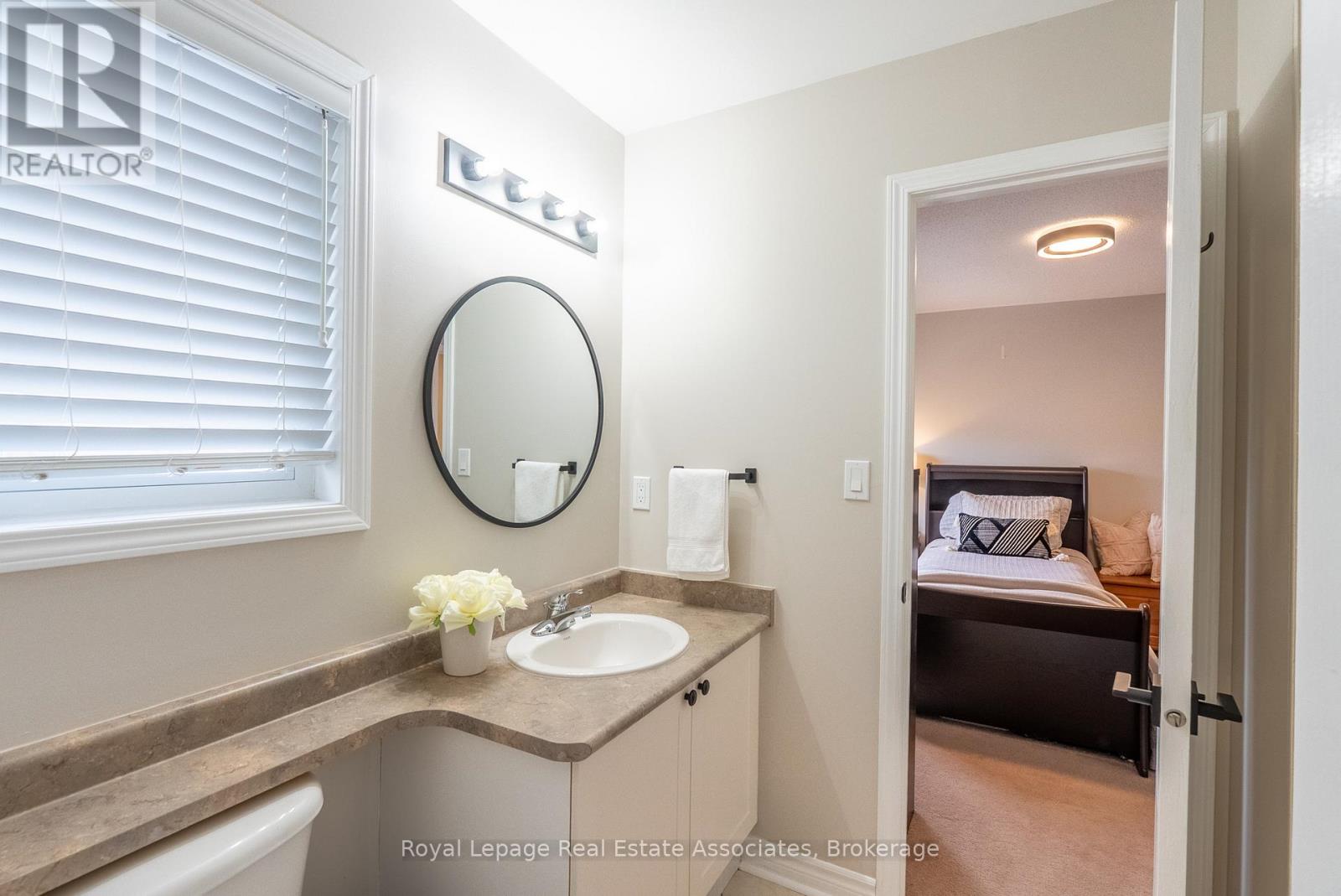 46 Dehaviland Crescent, Brampton, Ontario  L6X 0M9 - Photo 30 - W12904024