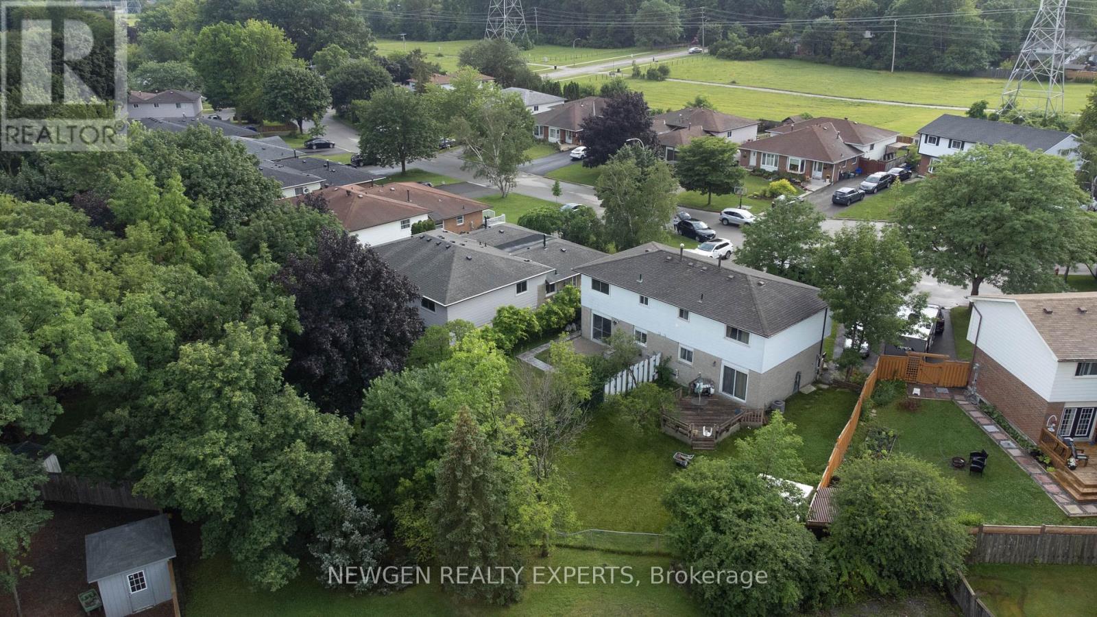 2458 Martin Court, Burlington, Ontario  L7P 2V2 - Photo 36 - W12904028