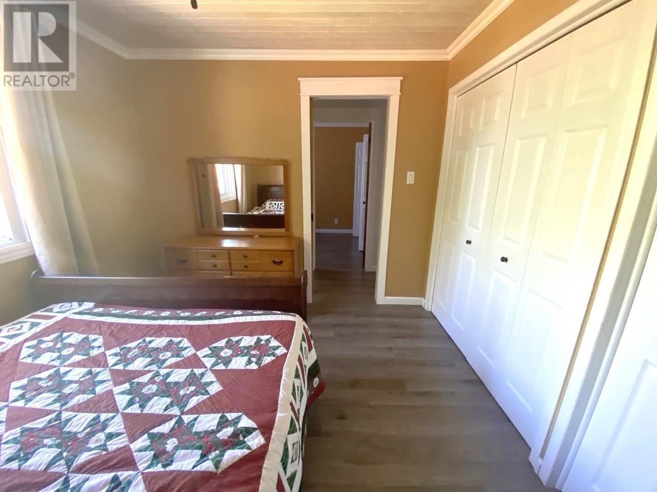 37 Ste. Camillus Cres, Elliot Lake, Ontario  P5A 3J8 - Photo 14 - SM260503