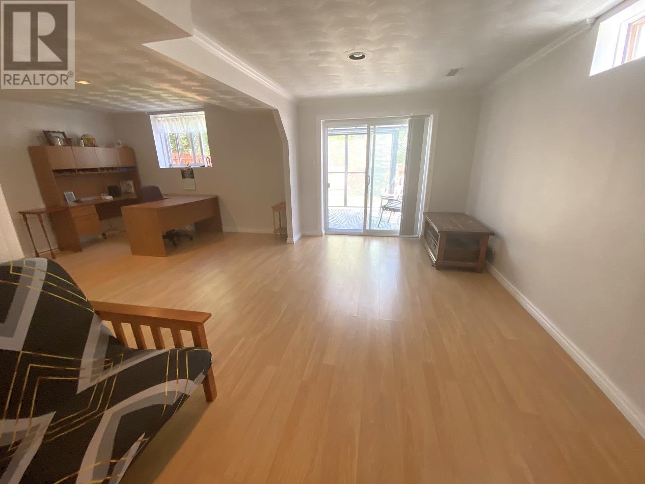 37 Ste. Camillus Cres, Elliot Lake, Ontario  P5A 3J8 - Photo 18 - SM260503