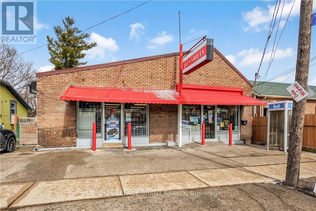 215 GRAND RIVER AVENUE, Brantford, Ontario
