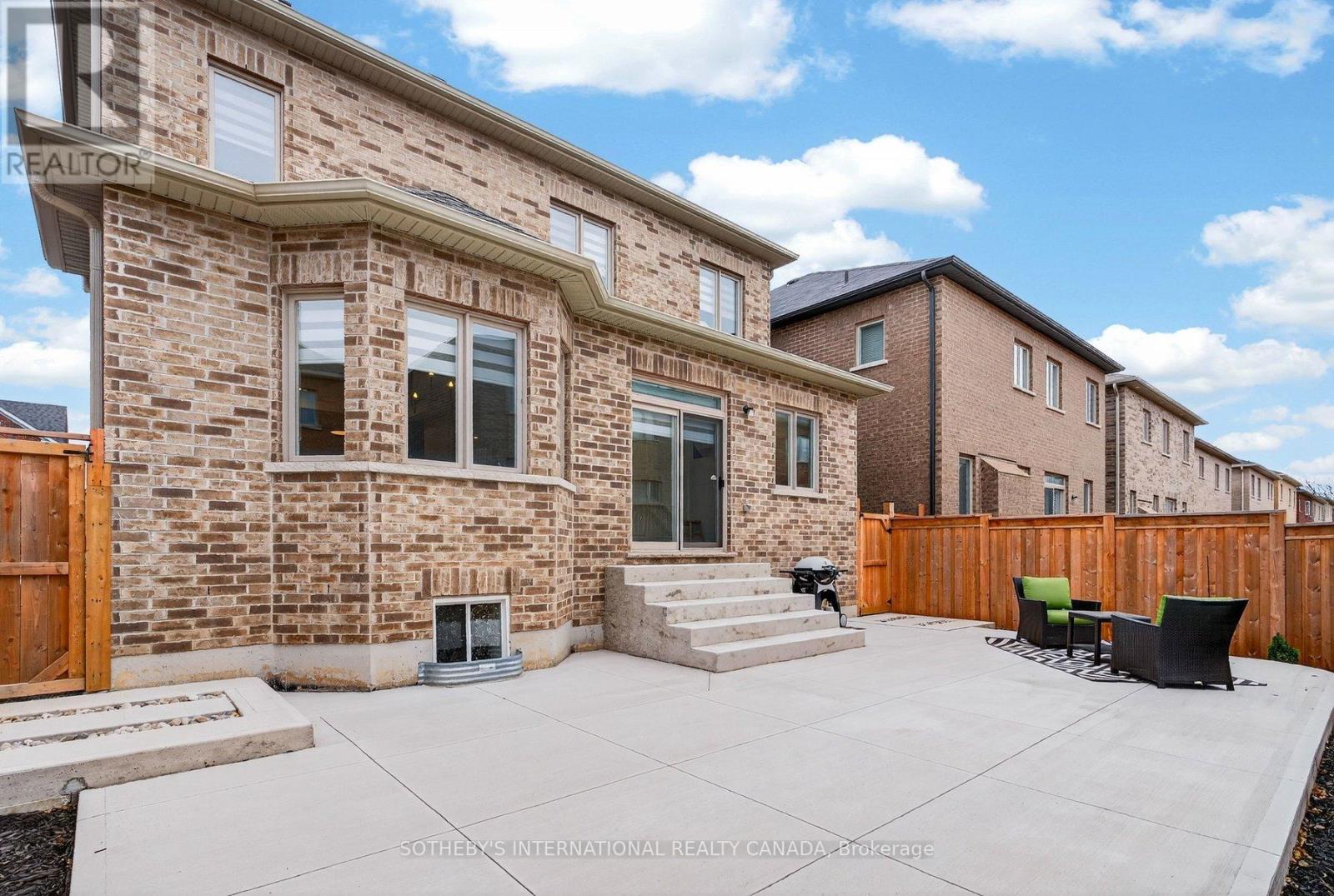 115 Avanti Crescent, Hamilton, Ontario  L8B 1W7 - Photo 36 - X12903934