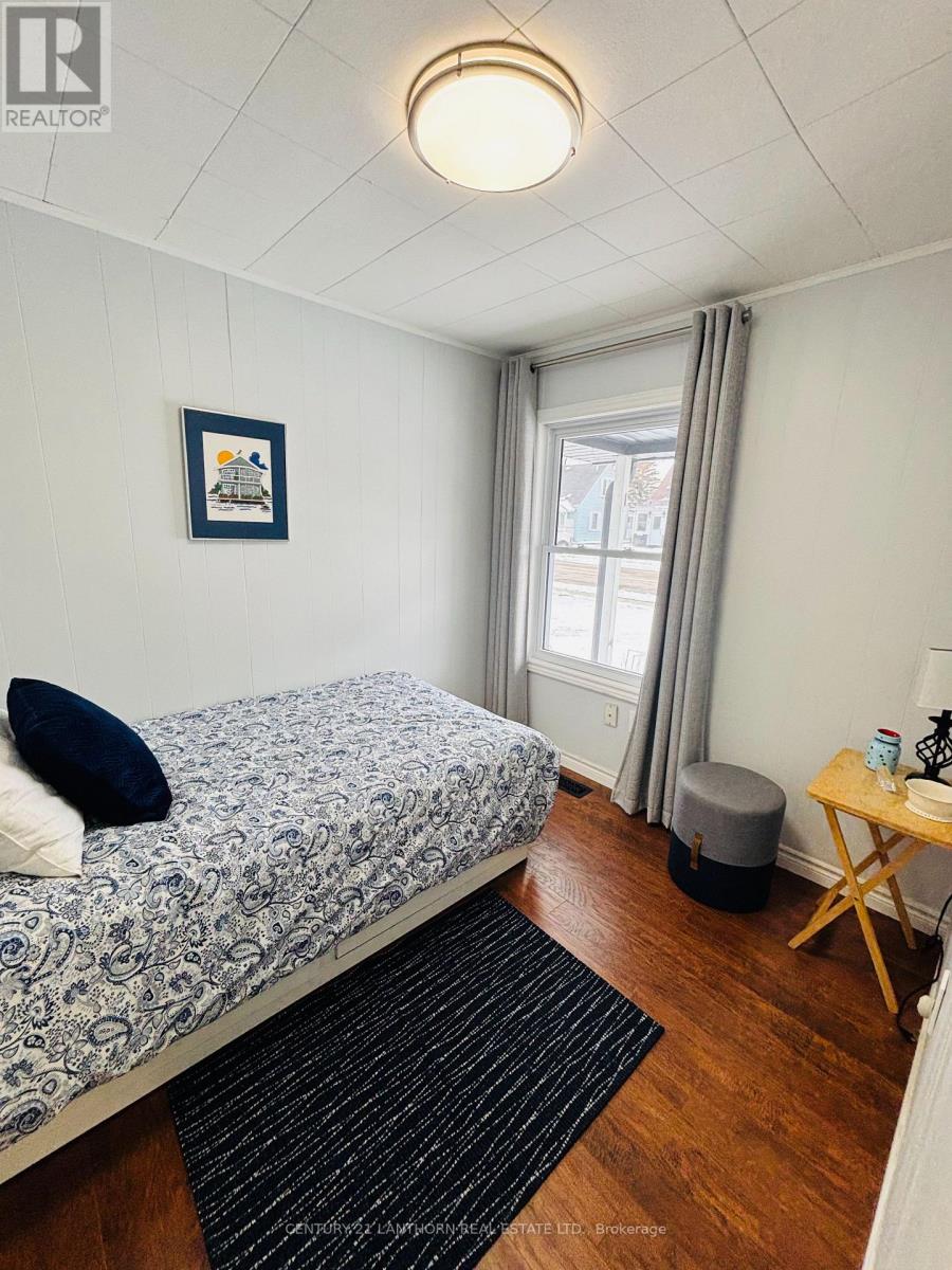 4 Weeks Avenue, Quinte West, Ontario  K8V 1X5 - Photo 10 - X12904110