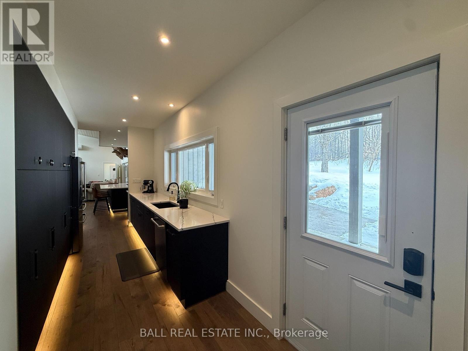 33 Laplantes Road, Trent Lakes, Ontario  K0L 1J0 - Photo 20 - X12904182