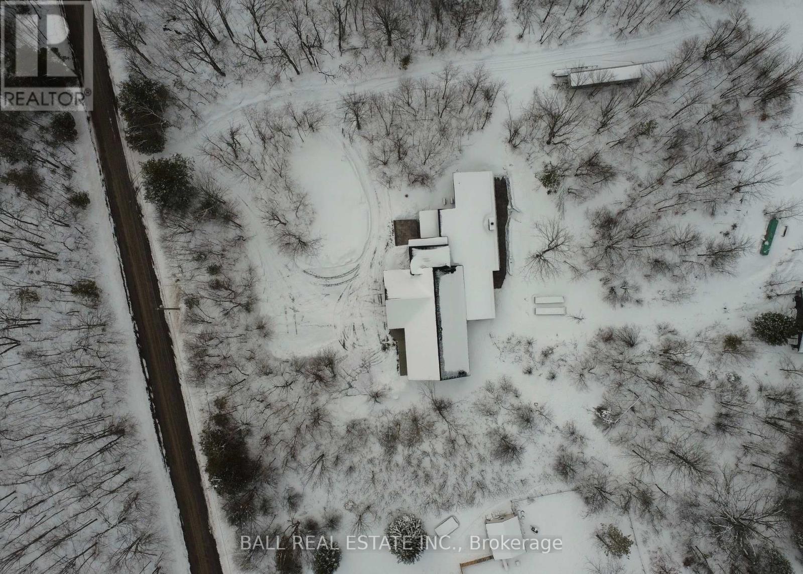 33 Laplantes Road, Trent Lakes, Ontario  K0L 1J0 - Photo 3 - X12904182