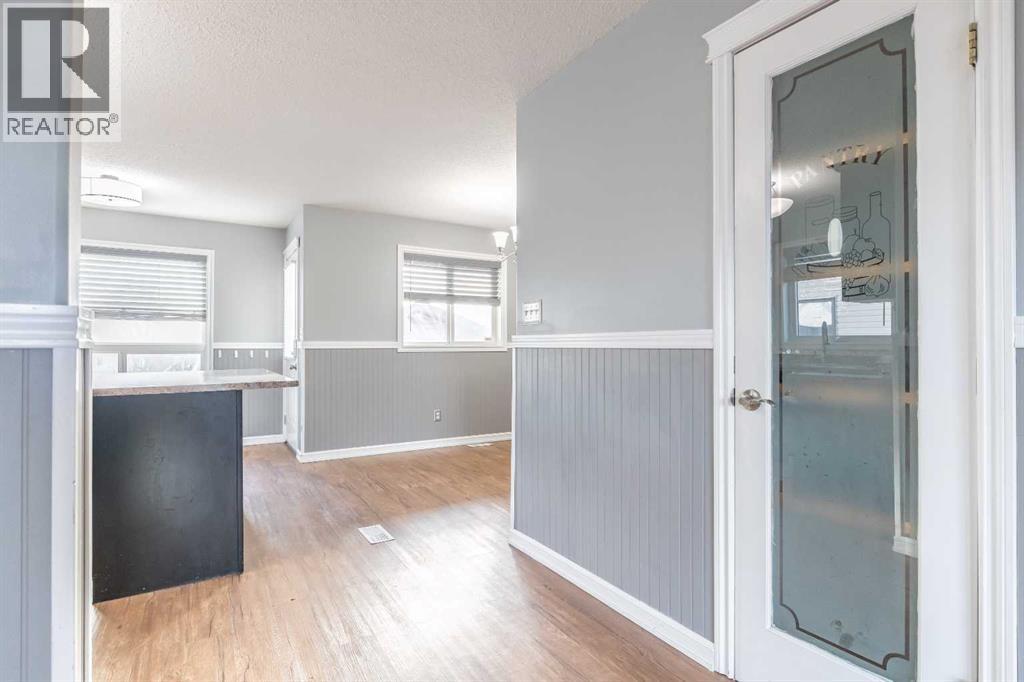 263 Upland Avenue, Brooks, Alberta  T1R 1K1 - Photo 9 - A2279537