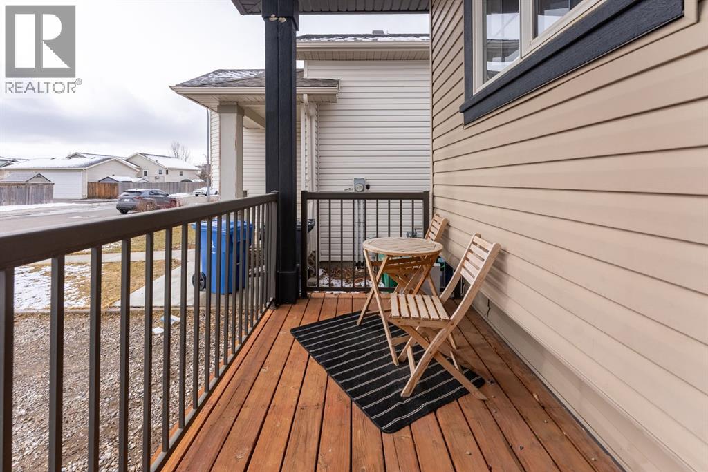 700 Florence Ho Leong Crescent N, Lethbridge, Alberta  T1H 5R5 - Photo 7 - A2293373