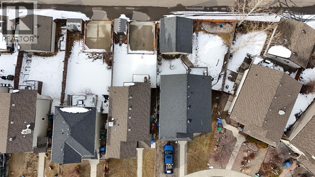 700 Florence Ho Leong Crescent N, Lethbridge, Alberta  T1H 5R5 - Photo 4 - A2293373