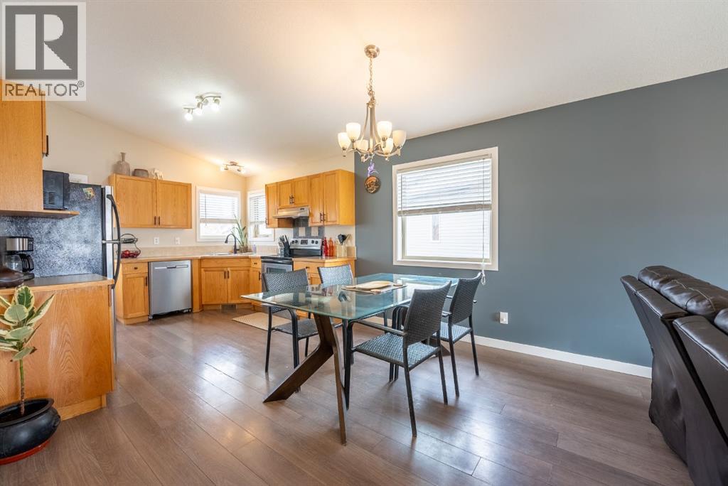 700 Florence Ho Leong Crescent N, Lethbridge, Alberta  T1H 5R5 - Photo 10 - A2293373