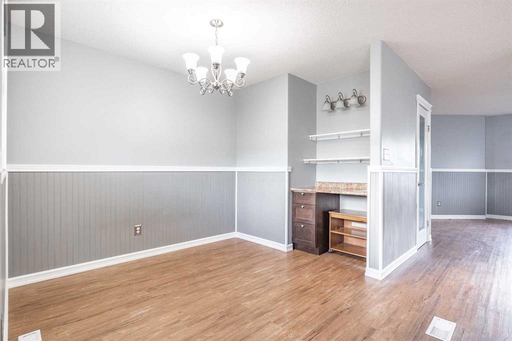 263 Upland Avenue, Brooks, Alberta  T1R 1K1 - Photo 11 - A2279537