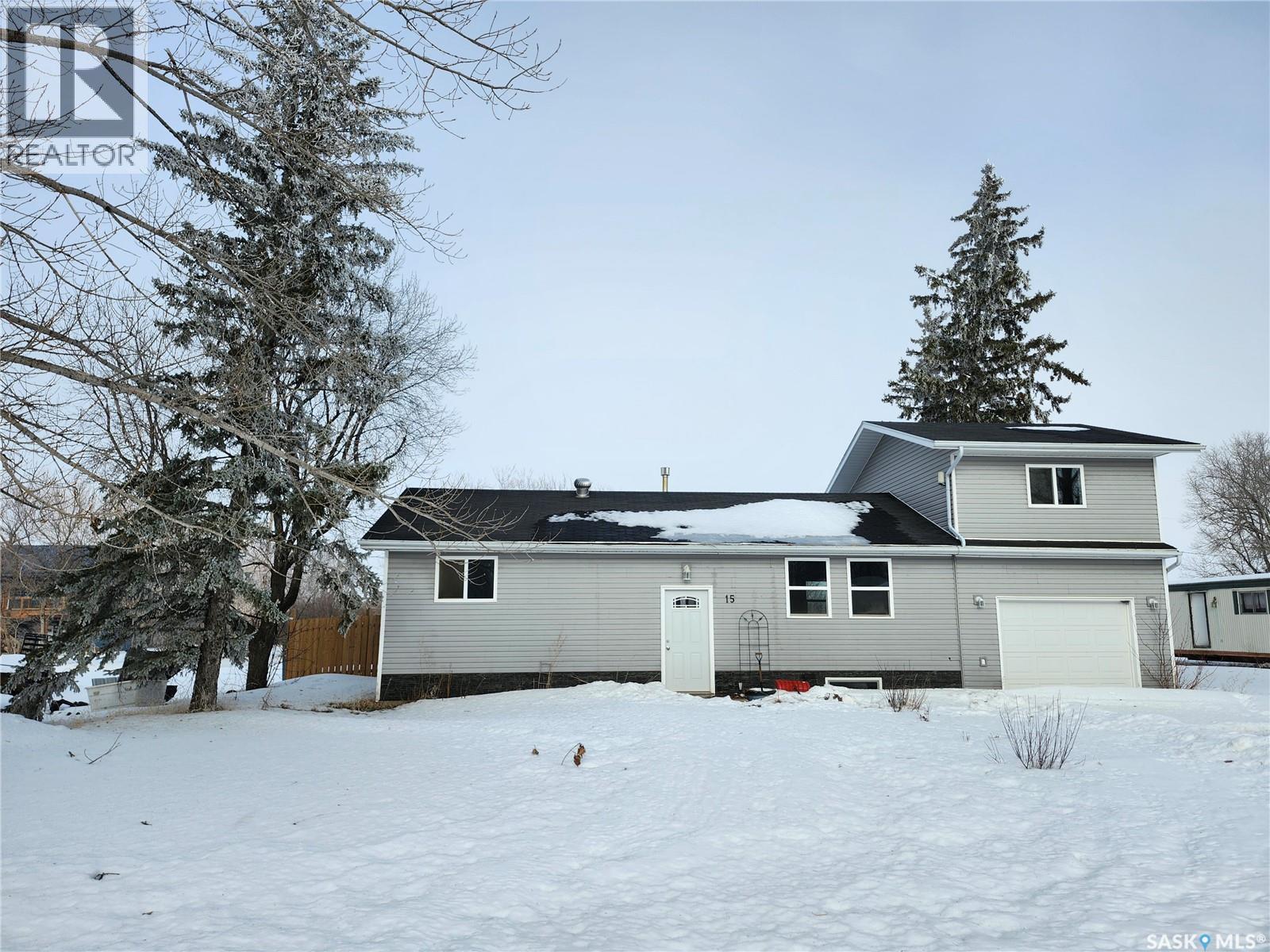 15 Walker Avenue, Yarbo, Saskatchewan  S0A 4V0 - Photo 3 - SK030610