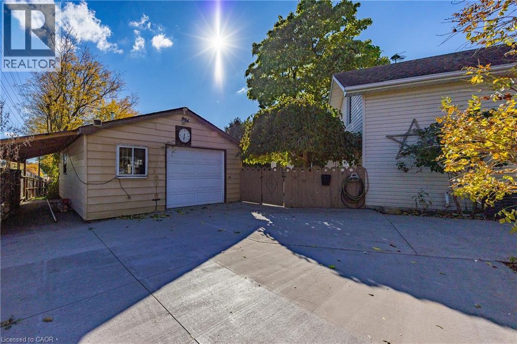 224 King Hiram Street, Ingersoll, Ontario  N5C 1L8 - Photo 5 - 40784615