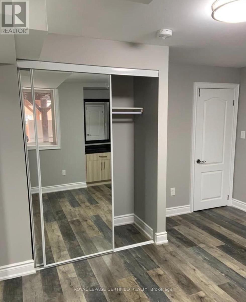 17 Fallowfield Road, Brampton, Ontario  L6X 0W1 - Photo 6 - W12864252