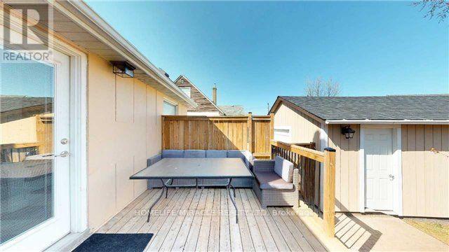 39 Chalfont Road, Toronto, Ontario  M9W 3S4 - Photo 12 - W12903610