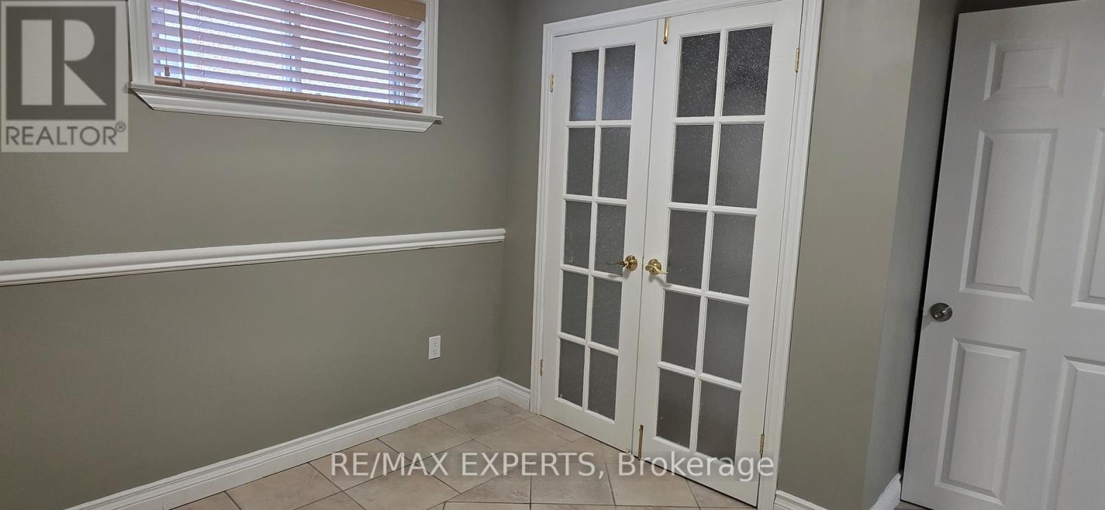 160 Ardwick Boulevard, Toronto, Ontario  M9M 1W2 - Photo 9 - W12904064