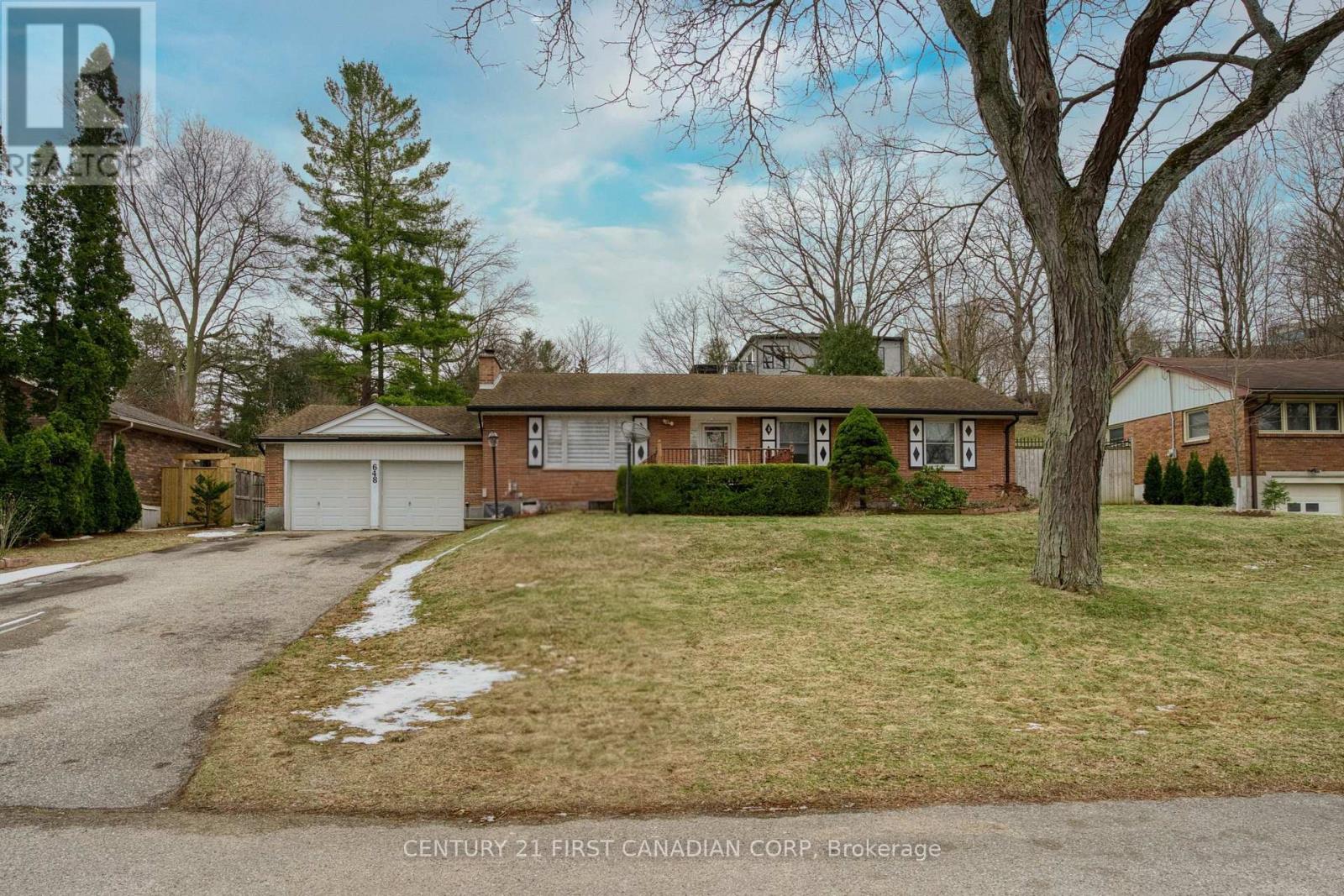 648 WESTWOOD DRIVE, London South, Ontario