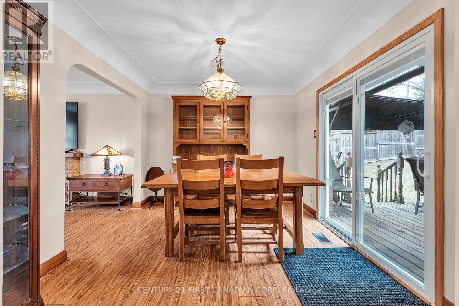 648 Westwood Drive, London South, Ontario  N6K 1A7 - Photo 13 - X12904084