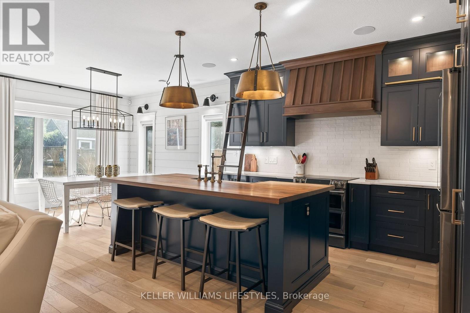 22 Delevan Street, Bluewater, Ontario  N0M 1G0 - Photo 18 - X12904170