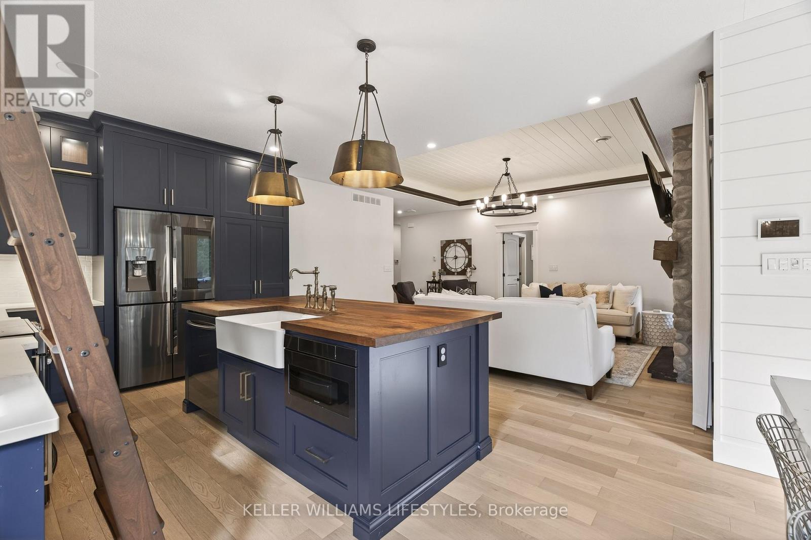 22 Delevan Street, Bluewater, Ontario  N0M 1G0 - Photo 23 - X12904170