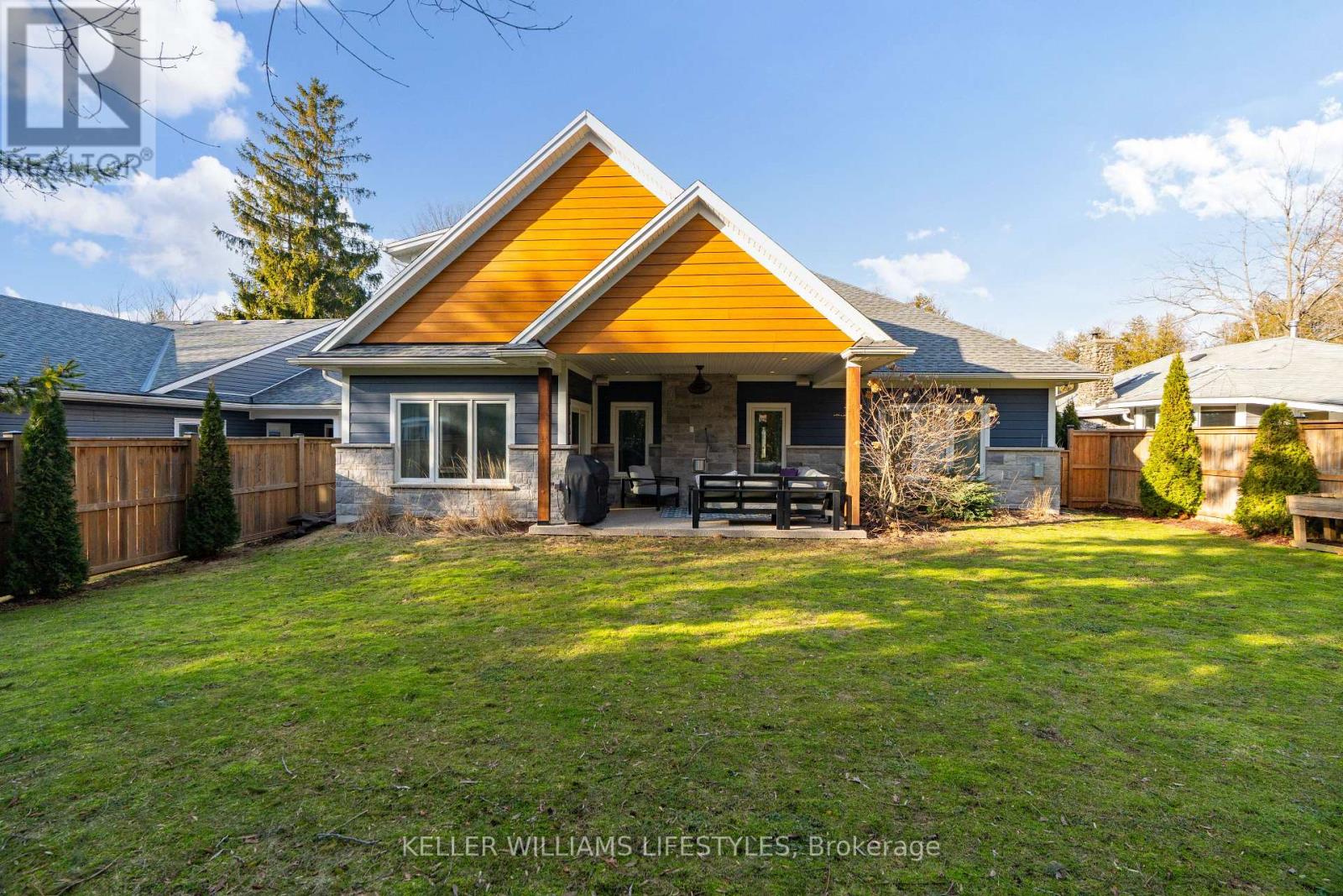22 Delevan Street, Bluewater, Ontario  N0M 1G0 - Photo 45 - X12904170
