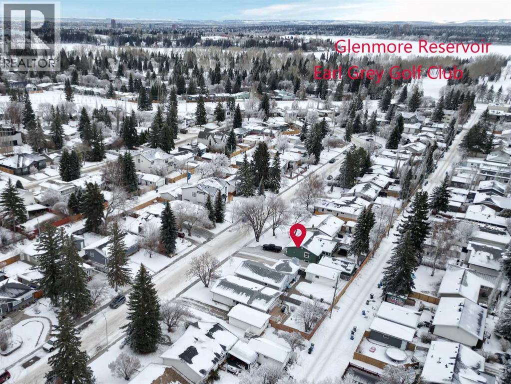 6427 Lombardy Crescent SW, Calgary, Alberta  T3E 5R4 - Photo 40 - A2286860