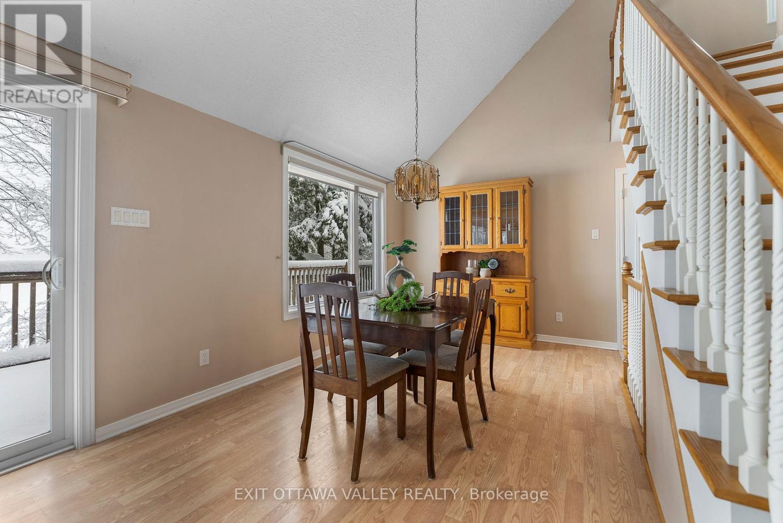 164 Coulonge Lake Trail, Whitewater Region, Ontario  K0J 2L0 - Photo 11 - X12903996