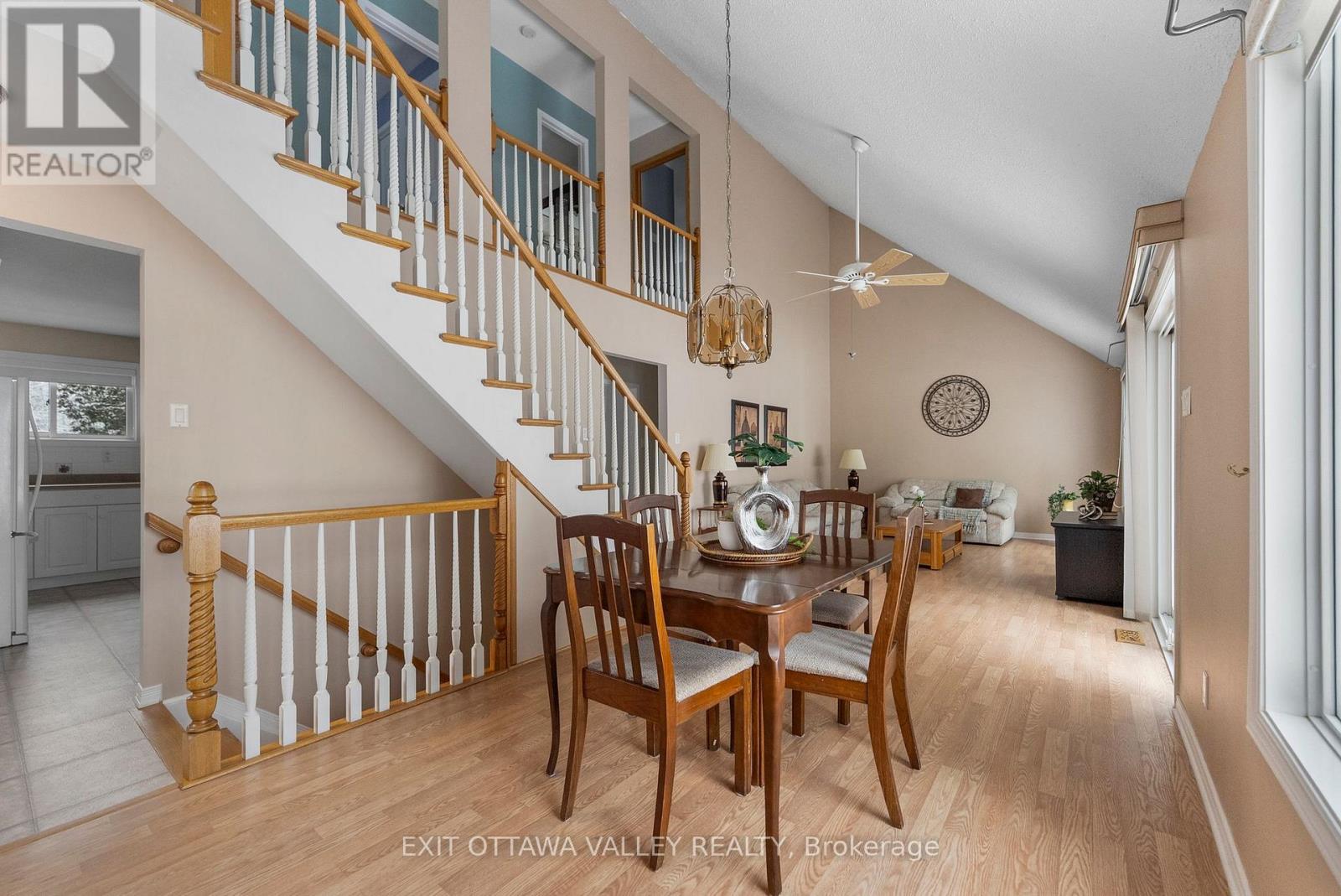 164 Coulonge Lake Trail, Whitewater Region, Ontario  K0J 2L0 - Photo 12 - X12903996