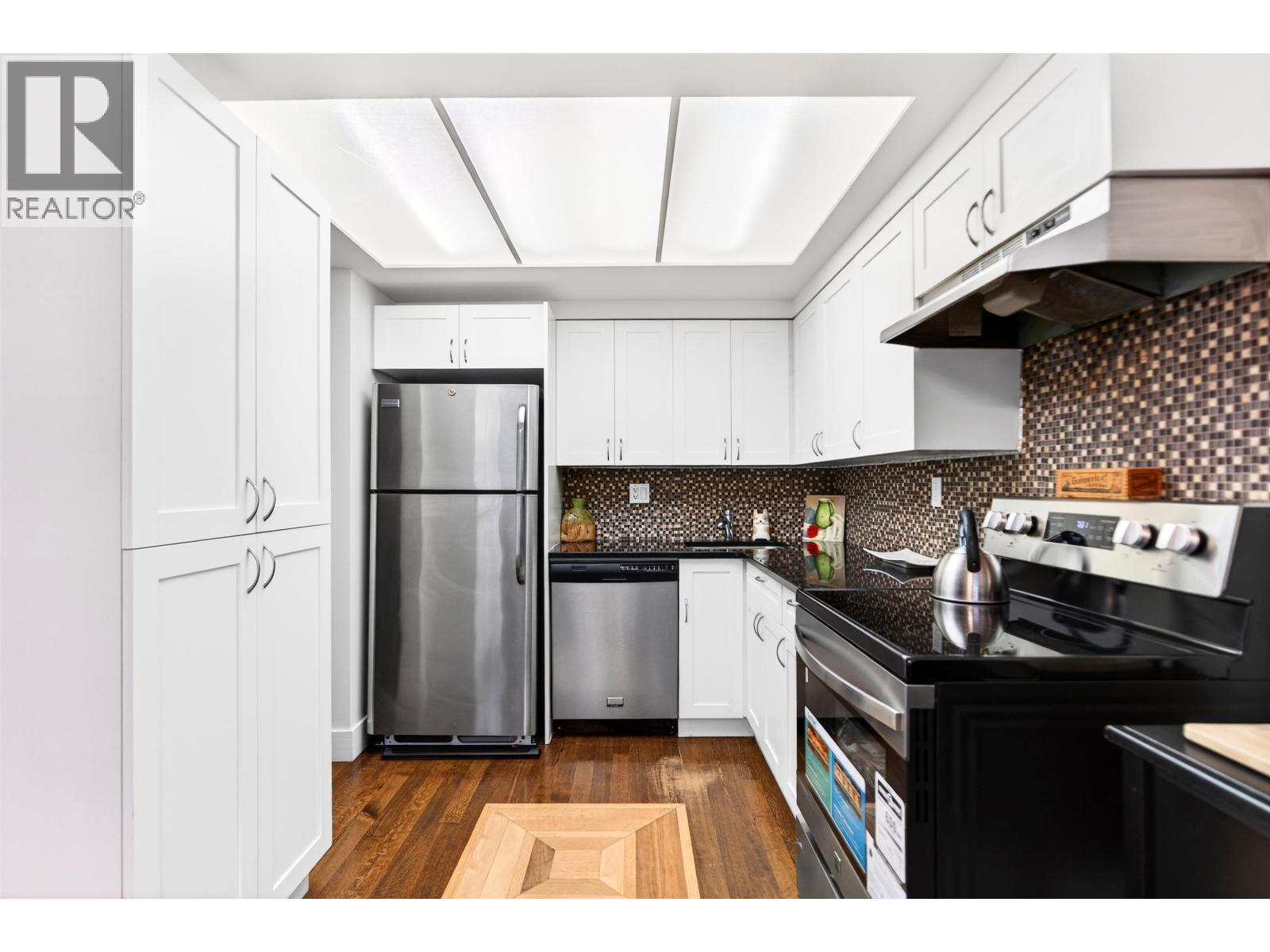 208 11957 223 Street, Maple Ridge, British Columbia  V2X 5Y4 - Photo 4 - R3092604