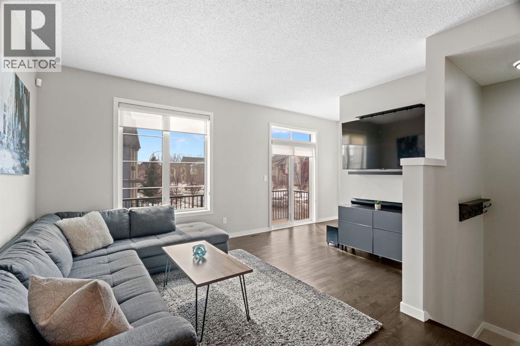 102 Walden Circle Se, Calgary, Alberta  T2X 0Y4 - Photo 2 - A2293914