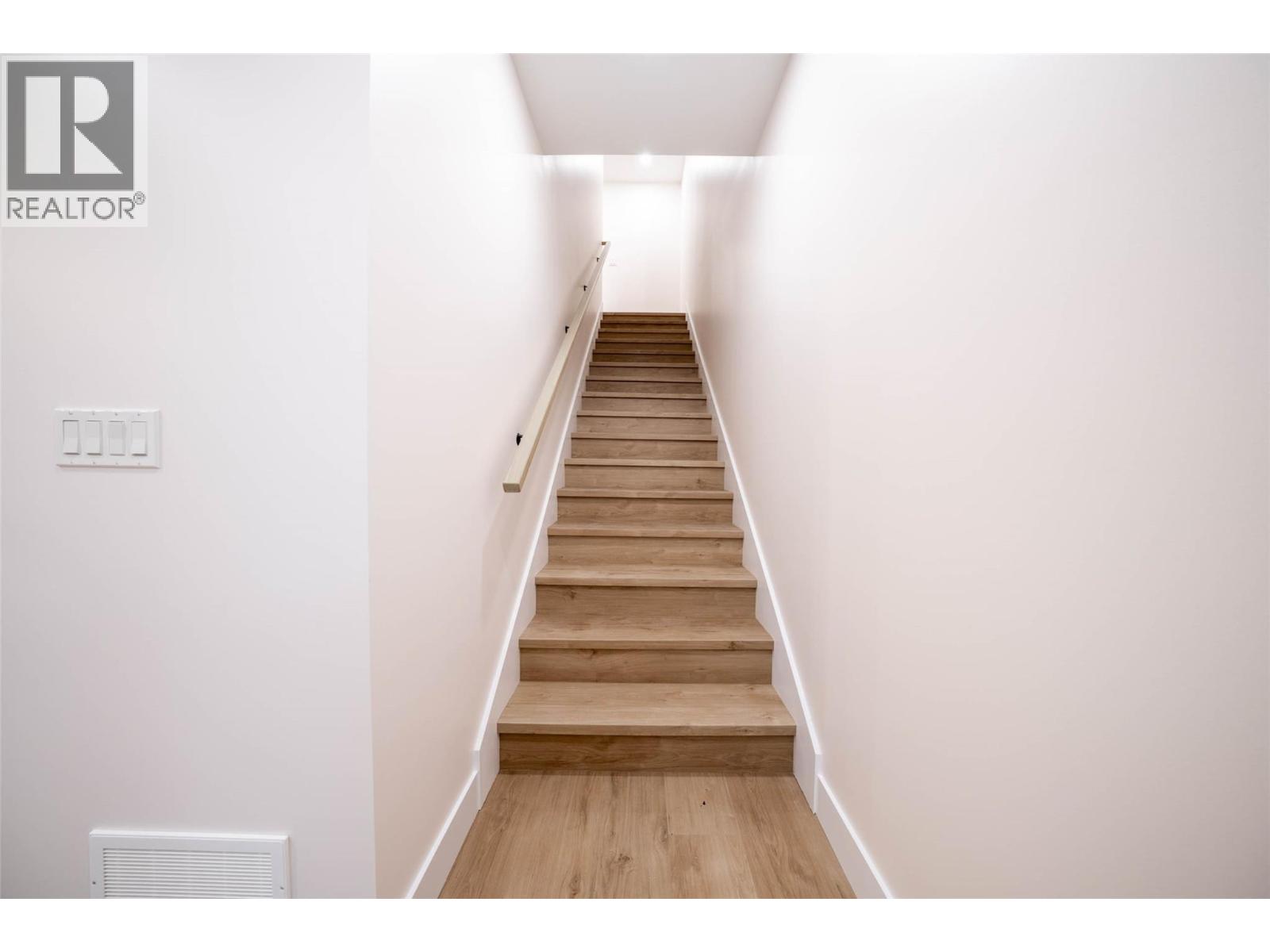 2231 Richter Street, Kelowna, British Columbia V1Y 2N9 - Photo 19 - 10373267