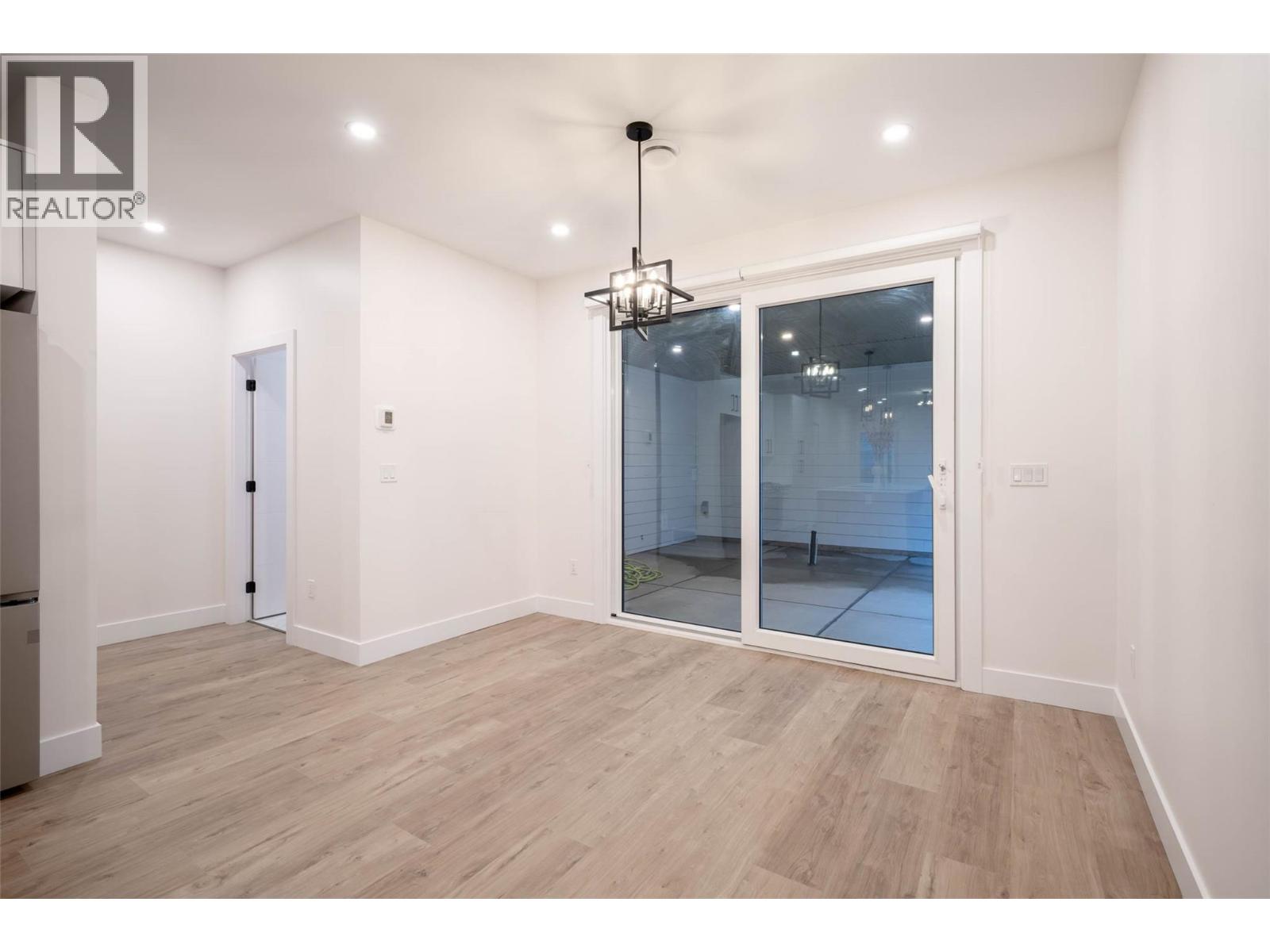 2231 Richter Street, Kelowna, British Columbia V1Y 2N9 - Photo 14 - 10373267