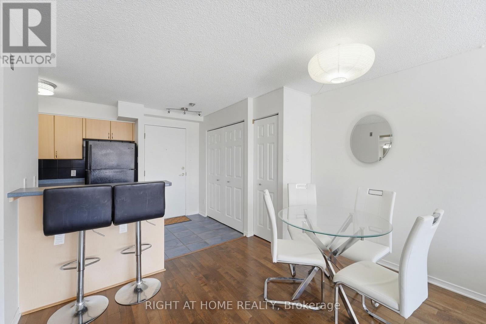 309 - 225 Alvin Road N, Ottawa, Ontario K1K 4H6 - Photo 13 - X12903904