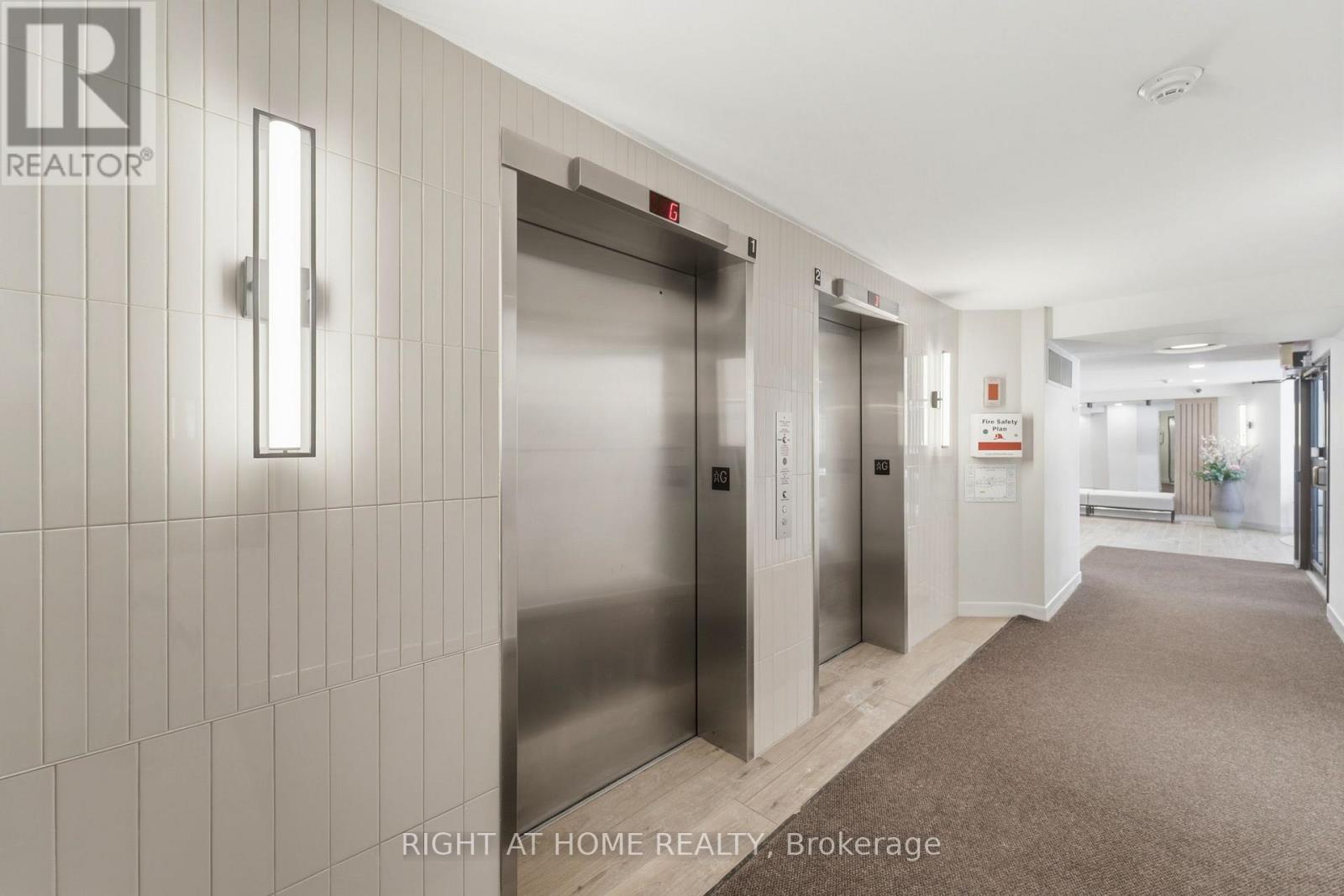 309 - 225 Alvin Road N, Ottawa, Ontario K1K 4H6 - Photo 5 - X12903904