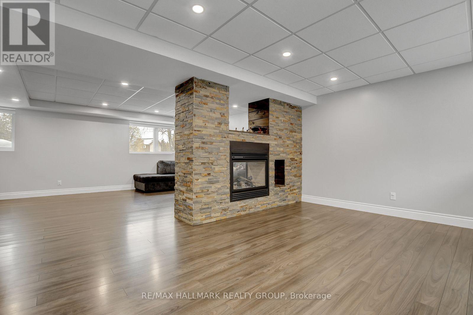 131 Delaney Drive, Ottawa, Ontario  K0A 1L0 - Photo 29 - X12903914